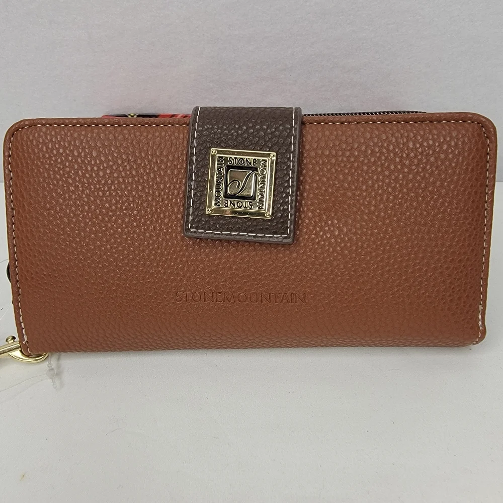 Stone Mountain‎ Accessories Brown Leather Wallet. P173